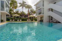 Beach Haus Key Biscayne Contemporary Apartments Hotels in Key Biscayne