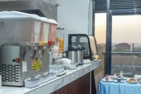 NGABU HOTEL - breakfast