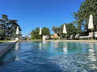 La Maison des Monts d'Or Hôtels à : Lissieu