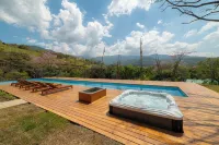 BEE Suites San José - Santa Ana - 3 stelle