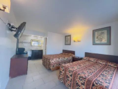 Dry Dock Motel