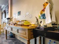 The Guest Hotel Krabi Hotels near Wat Kaeo Korawaram