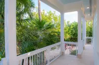 Turtle Nest Estate - Hot Tub