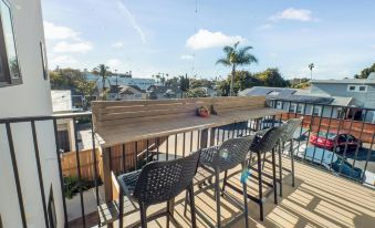 Rise Suites Oceanside