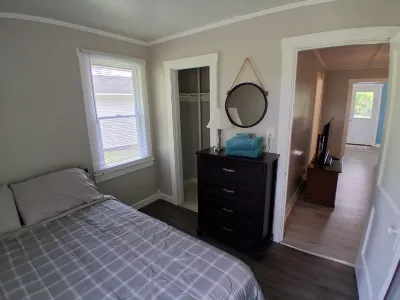 Newland's Resort: Cozy Channel Front Cottage #1 on Indian Lake with a Boat Dock