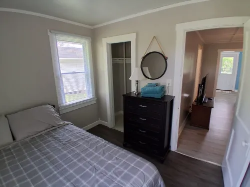 Newland's Resort: Cozy Channel Front Cottage #1 on Indian Lake with a Boat Dock