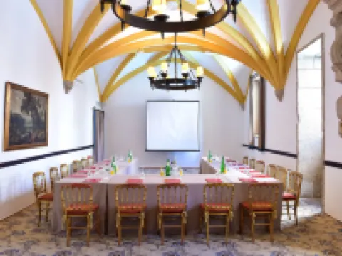 Pousada Convento de Evora – Historic Hotel โรงแรมในแอวูรา