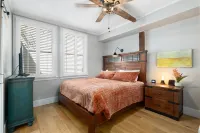 Casa de Oro – Luxe Comfort in the Heart of Old Bisbee Private Yard & EV Charger!