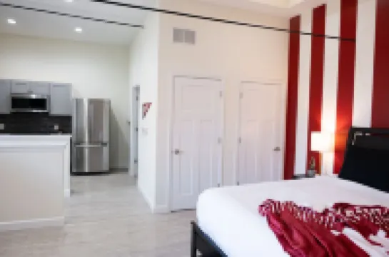 Hoosier Suite Downtown Bloomington on the Square Hotels in 