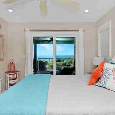 Summer Salt by Pristine Properties Vacation Rentals Rooms