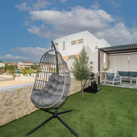 Apartment Sun Private Pool and Jacuzzi