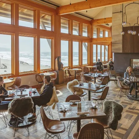 Headlands Coastal Lodge & Spa