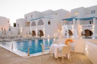 Naxian Emerald - Pools