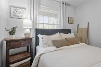 Early & Last Min BKG Discount-Deluxe Stay-3mi to FSU, 4.5mi to Capitol-FAMU
