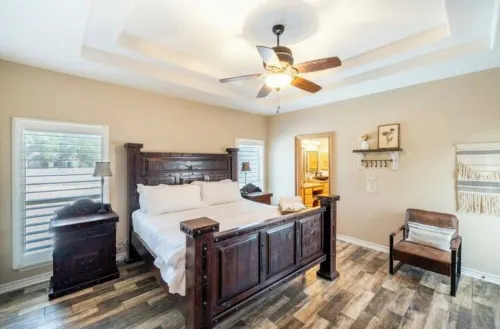 Spacious 5 bedroom home in Schertz, Texas! 20 min from downtown San Antonio!