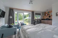 Chalet on Texel Near Beach and Forest Hotels in De Koog