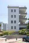 Spectacular Penthouse with Huge Front & Rear Rooftops. Weizmann Institute of Science 주변 호텔