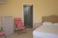 4+4 Villa Private Pool in Avsallar around 10 mins walk to town and beach.