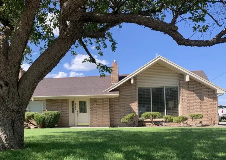 Hidin’ Out near the Paiute Trail and Butch Cassidy’s boyhood home.