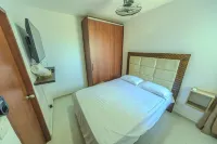 Exclusivo/acogedor Apartamento Piso 17 Piscina y Vista al mar Permitido Mascotas Hôtels à : Torices