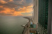 VISITORS ALLOWED.  Super Modern 3BR Futuristic Illuminato Apt