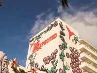 Ushuaïa Ibiza Beach Hotel - Adults Only - Club Entrance Included Hotels near Figueretes Beach