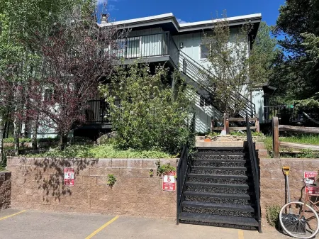 1 Bedroom Tranquility in Vail Отели рядом с достопримечательностью «Dr. Scott Raub, DO»