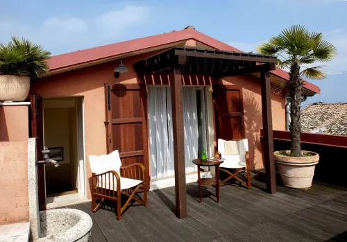 Lovely restored village house over Bogliaco Gargnano – very spacious Hotels in Gargnano