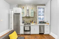 Charming 3-bedroom apartment in brilliant New York with WiFi, AC