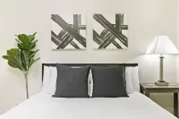 Chic Studio - In Downtown Highland Park, by Metra Hotels near Ravinia Festival
