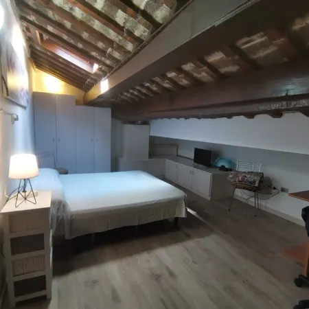 Young and romantic attic in the center of Ravenna 2 beds, pedestrian area