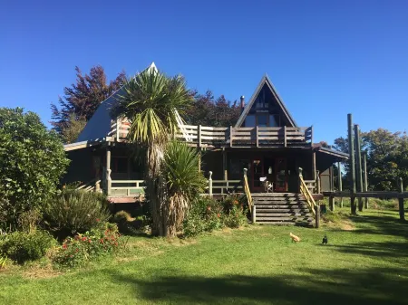 Unwind and adventure on the Mountain Отели в г. Ohakune