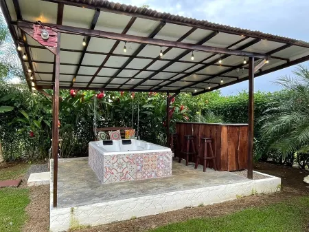 Equipped and cozy place! Perfect to relax and rest!<br><br>(Lugar equipado y acogedor)