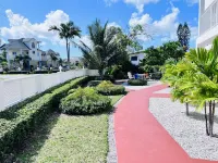 Cozy studio #6  with pool near beach VRBO