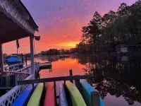 Lake Access House. Hotels in Newberry County