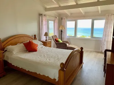 Calypso Cottage Halcyon Heights Amazing Views 2 big bedrooms  호텔