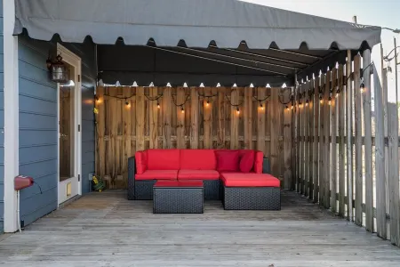 Mid-Century Modern Townhouse with High Views Отели рядом с достопримечательностью «Университет Алабама в Бирмингем»