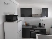 Location saisonnière d'un T3 meublé à 5 mns du bourg de rivière pilote