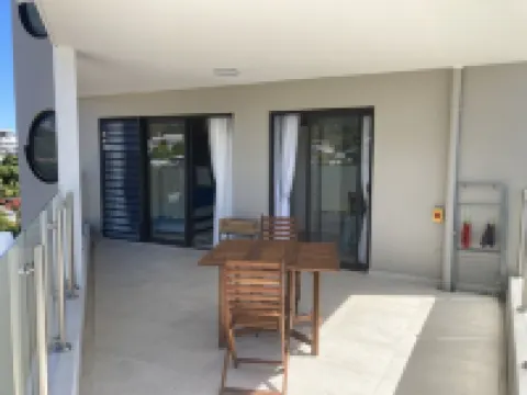 New luxury apartment F3 secure fully equipped air conditioning wifi terrace view 2 parking