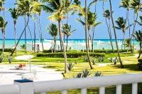 Playa Turquesa L-202 Premier Beachfront Oceanview/100mbps wifi Hotels in El Cortecito