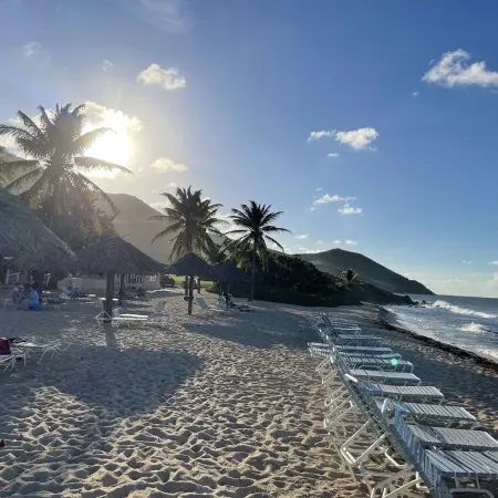 Sunset Reef: An Oceanfront 3 Bedroom Condo in Gentle Winds