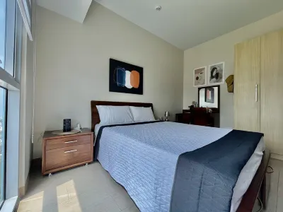 Luxury one bedroom condo just in front of Okada Manila Resort