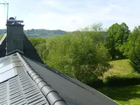 Gite close to the owner's house on the mountain side