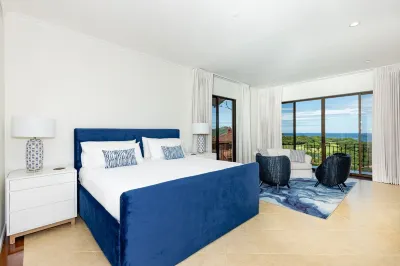 Luxury 4-bedroom Penthouse on 5-star Resort Các khách sạn ở 