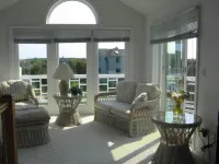 MV Beach Escape - Spacious Katama Beach House. Booking for 2026