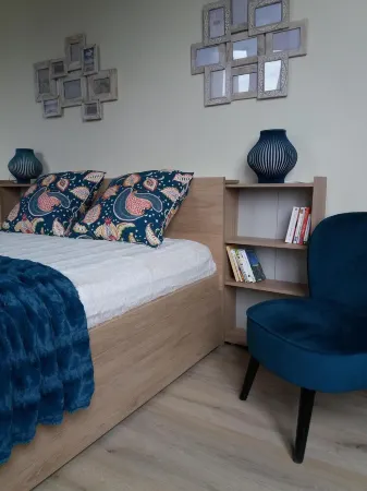 Charming and very comfortable apartment with magnificent views of Aix les Bains Отели рядом с достопримечательностью «Hotel de Ville»