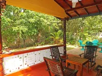Cozy house near the beach - Ayesha Dream Villa