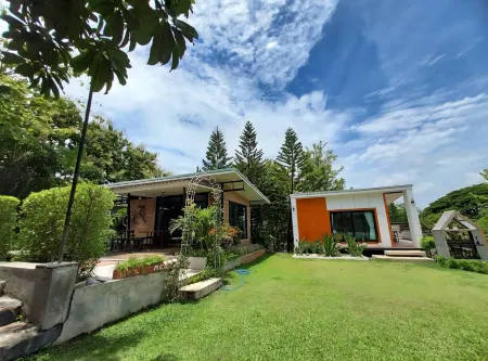 Maai Horm Boutique Resort Отели рядом с достопримечательностью «Muak Lek waterfall»