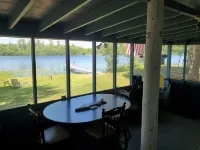 Cabin on lake close to ATV & snowmobile trails 艾塔斯卡縣住宿飯店