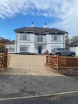 Stunning modern home in a perfect location Hotel a 